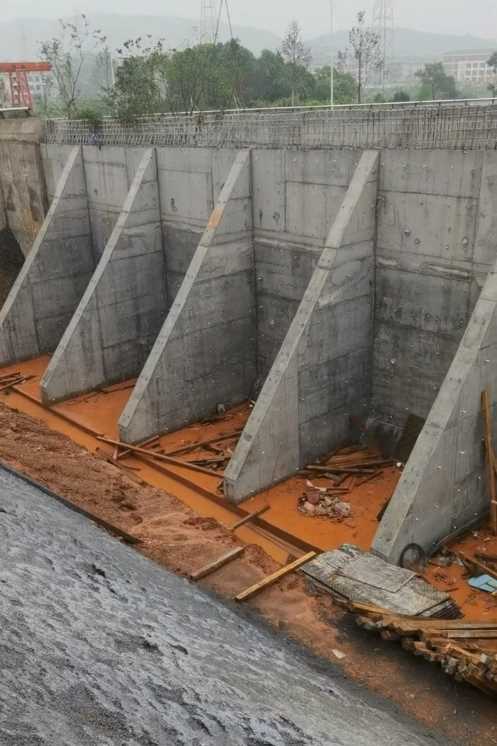 潍坊高密锚杆式挡土墙